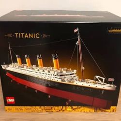 Lego Titanic Icons - 10294
