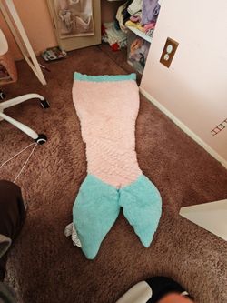 Mermaid Tail Blanket Pink and Teal