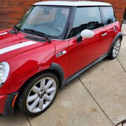 Mini Cooper 2002 For Parts 