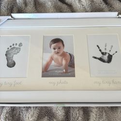 Tiny Ideas Baby Handprint & Footprint Frame – White – 4x6 Photo