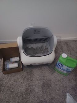 Automatic Self Cleaning Liter Box