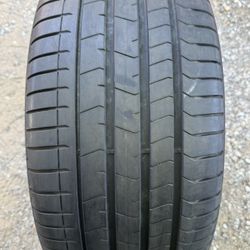 Pirelli 255/35/19  (1) Tire      TC