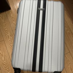 Samsonite 26” Suitcase Luggage