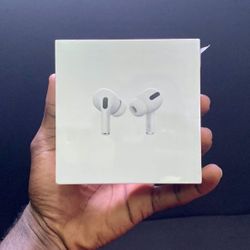 Earbuds 