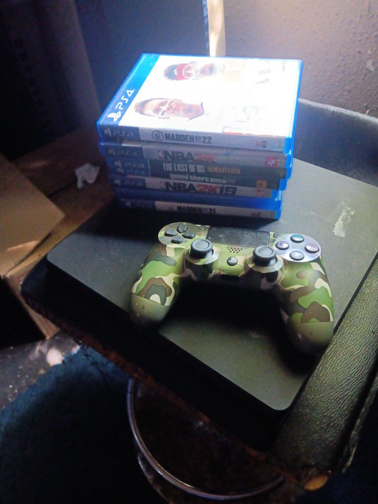 Ps4 With One Controller 