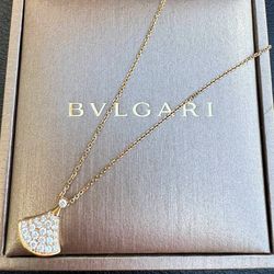 Bvlgari 18k rose gold pave diamond Divas’ Dream Necklace MSRP$8450 box & bag