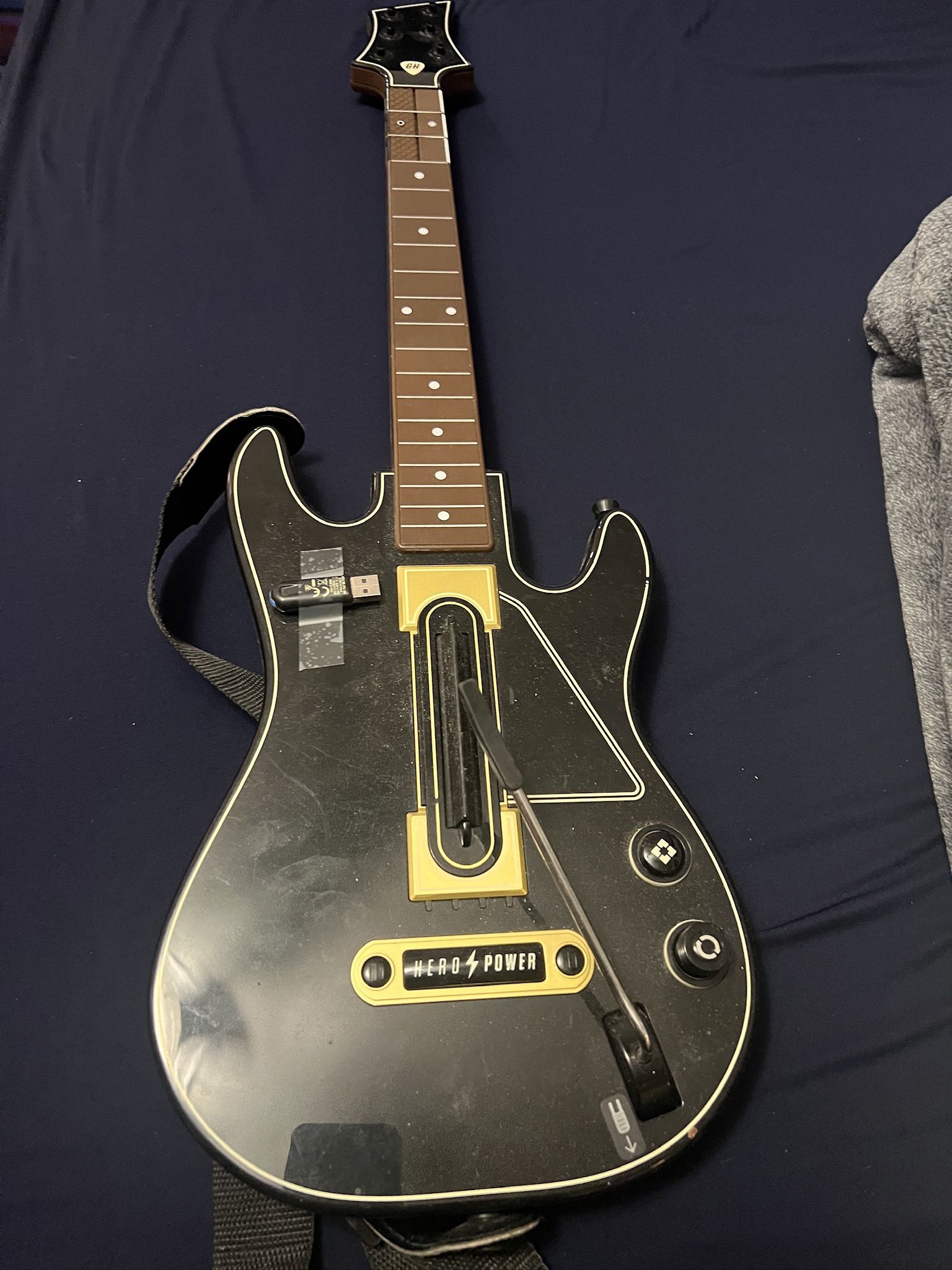 GUITAR HERO GUITAR ONLY