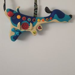 GUITAR WITH SOUNDS AND SONGS