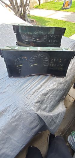 Chevy obs Instrument Cluster  / Silverado Instrument Cluster  / Tahoe Instrument Cluster
