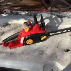  Chain Saw.  By. HOMELITE. 14”.     120. Volts. 
