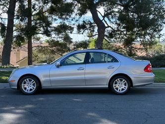 2003 Mercedes-Benz E320