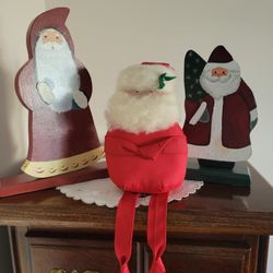 Lot of 3 Vintage Santas 