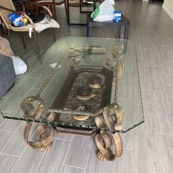 Coffee Table With Glass Top For $100