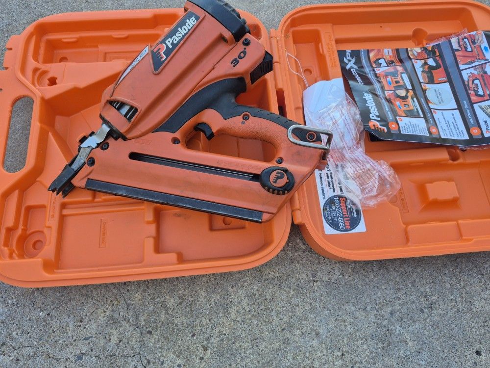 CF325XPRO 24 7.2-Volt Lithium-Ion Battery 3-1/4 in. 30 Degree