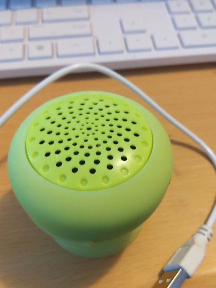 Eddie Bauer Shower Speaker