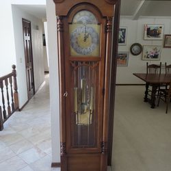 Grandfather Clock (by Colonial)