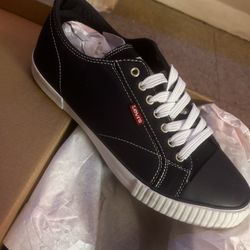 MEN LEVI SHOES 
