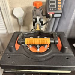 Pioneer Works Tshirt Press