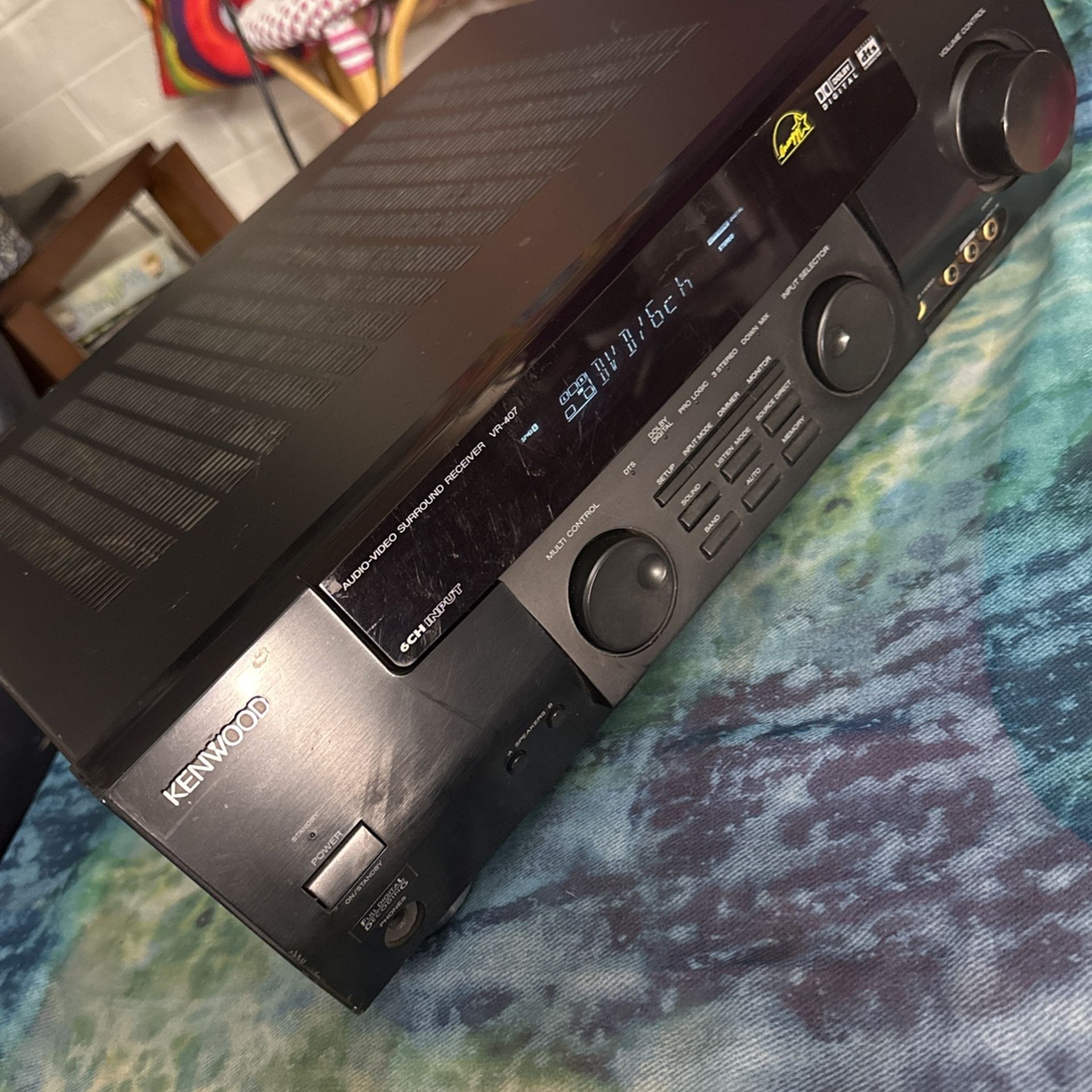 Kenwood VR-407 Audio-Video Surround Receiver