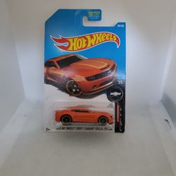 Hot Wheels 2013 Hot Wheels Chevy Camaro Special Edition Orange 