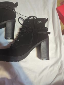 Ladies Black High Top