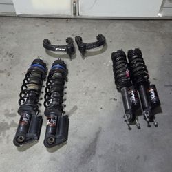 Bronco Takeoff. Fox 2.5 Hoss 3.0 Suspension With Zone Leveling Kit