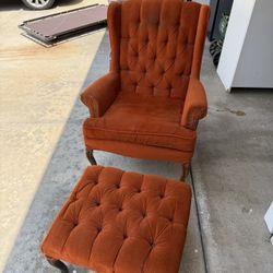 Armchair With Ottoman