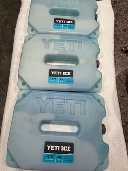 Lot Of 3 , 4 lbs YETI ICE Block Refreezable Reusable Cooler Ice Pack.