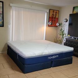 VERY NICE KING SIZE BEAUTYREST MATTRESS FOR SALE! IN EXCELLENT CONDITION,  FREE DELIVERY