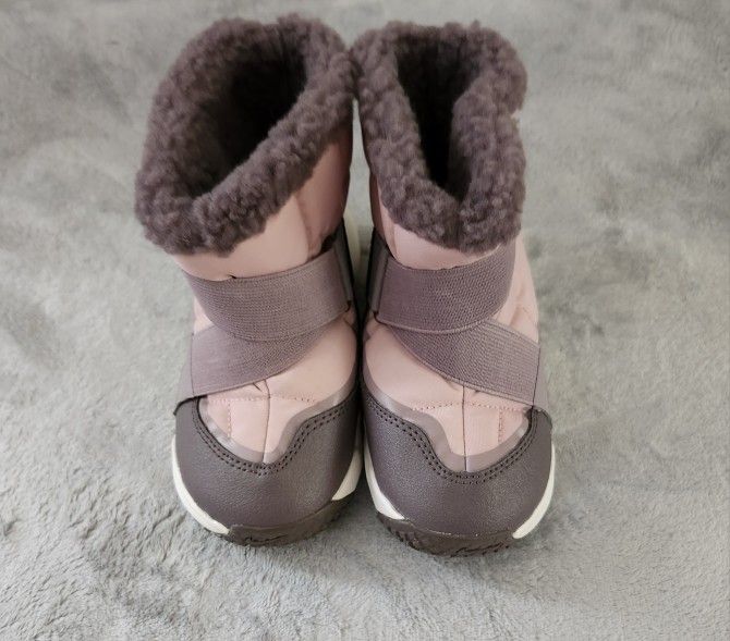 Nike Flex Advance Slip-On Snow Boot Size: 9C Color: Pink/ Violet