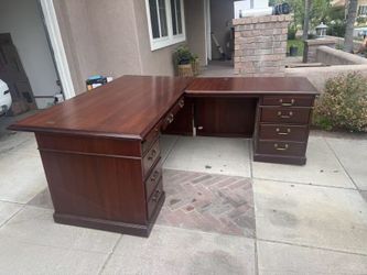 boss Table