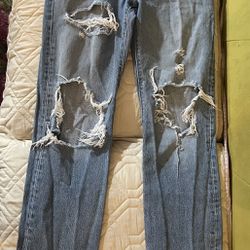 Vintage Levi’s Distressed Jeans Womens Size 26