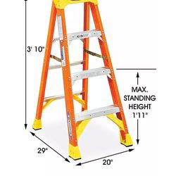 Werner Fiberglass Step Ladder