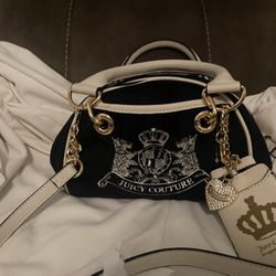 Juicy Couture “Crest Satchel” 