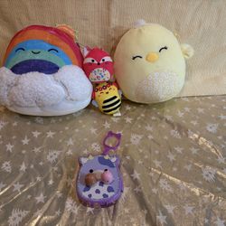 After Christmas Sale-Two Cuddly Squishmallows Each with A Friend and separately A Squish-Along Bubba Clip