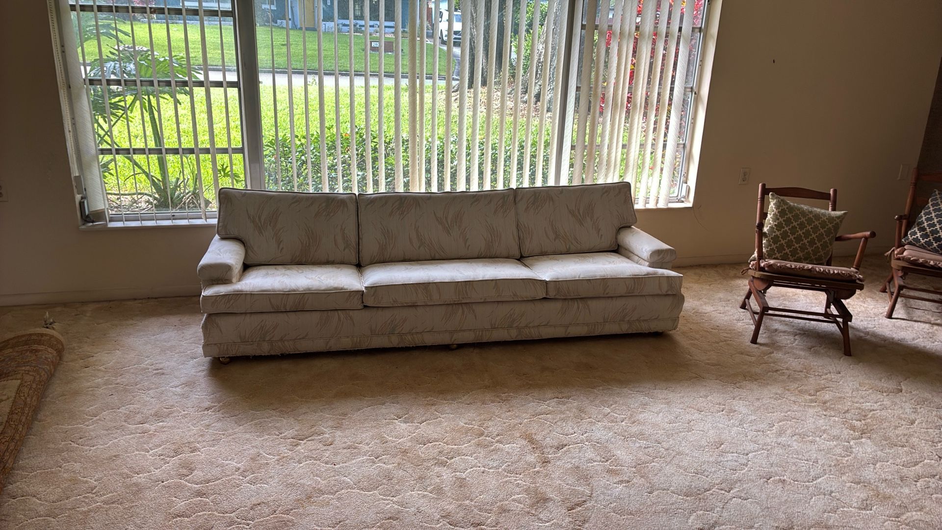 Living Room Sofa For Free