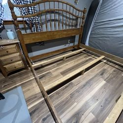 Solid Wood King Bed Frame 