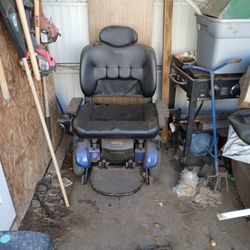 Heavy Duty Electric Wheelchair 