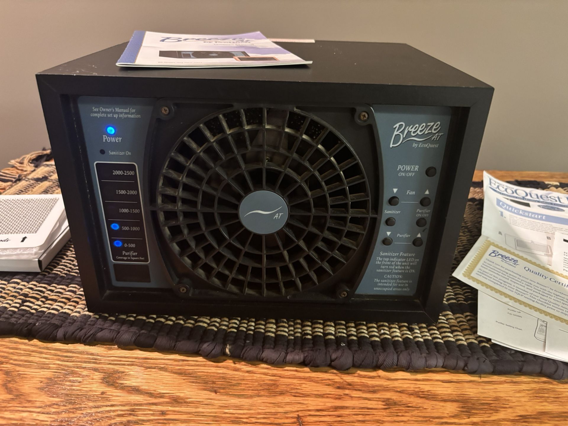 Air Purifer Breeze AT EcoQuest Black