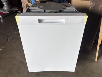 NEW! HOTPOINT White Dishwasher Model # HDF310PGR6WW