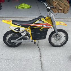 Razor Dirt Bike MX650