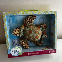 American Girl Lea Clark 2016 Girl of the Year Doll Sea Turtle – New in Box!