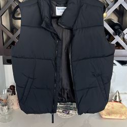 Old Navy Puffer Vest