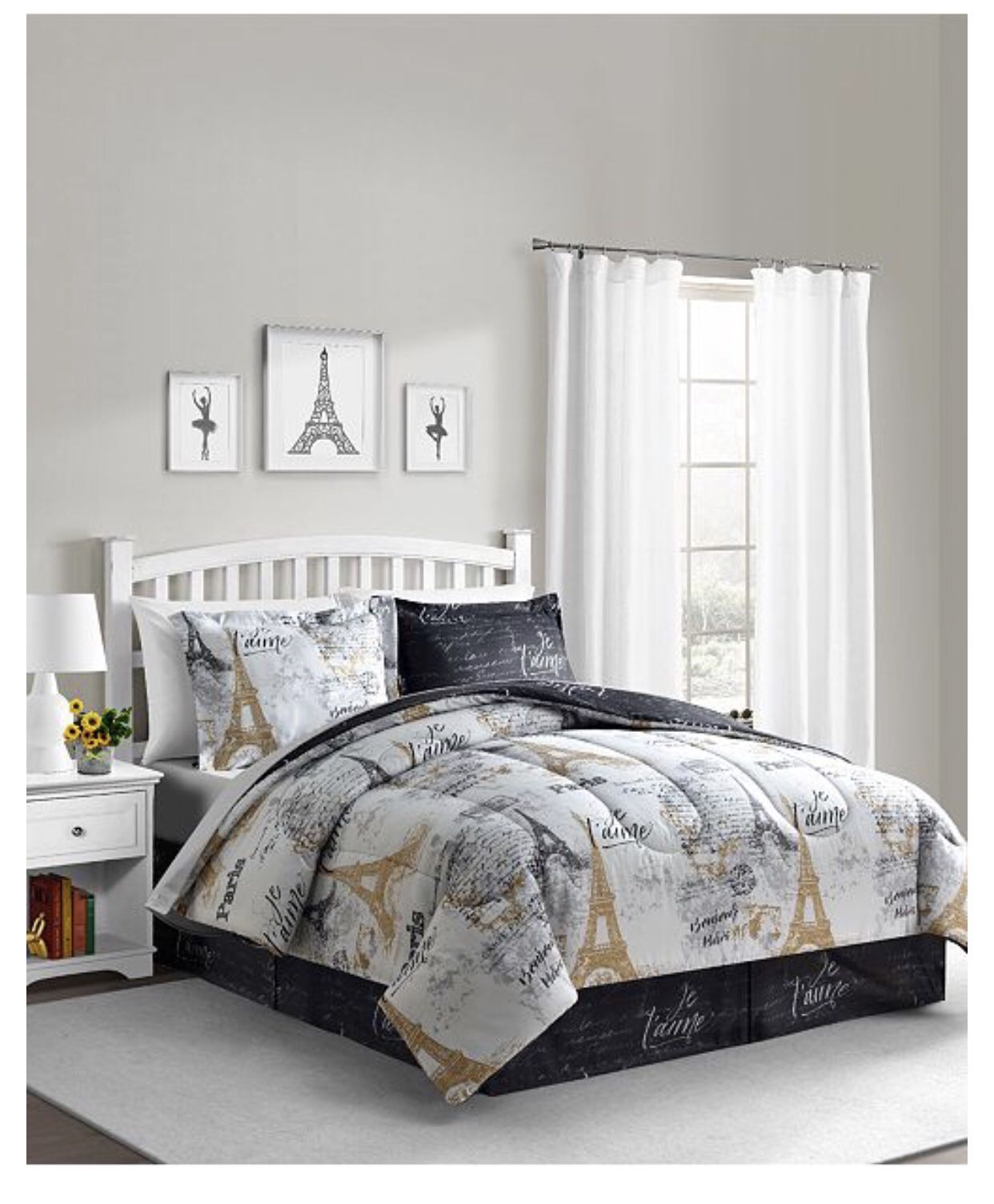 Fairfield Square Collection from Macy’s Paris Gold 8-Pc. Reversible Queen Comforter Set