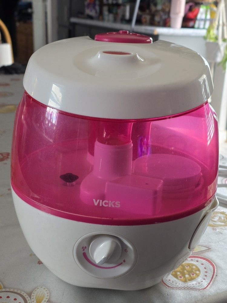 Vicks Humidifier