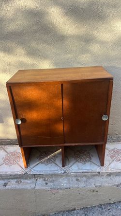 Small wooden hutch