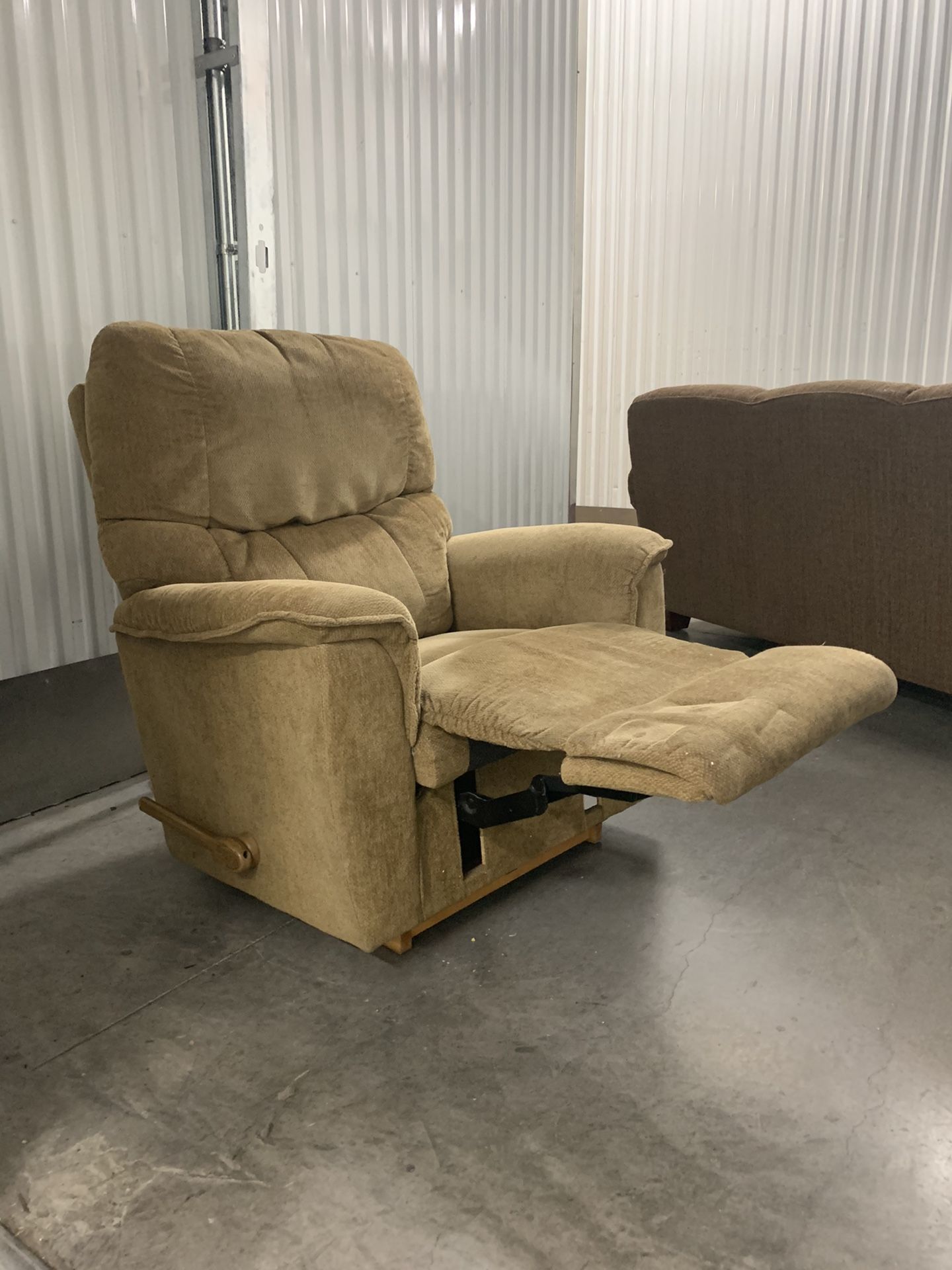LazBoy Tan Rocking Recliner for Sale in Las Vegas, NV OfferUp
