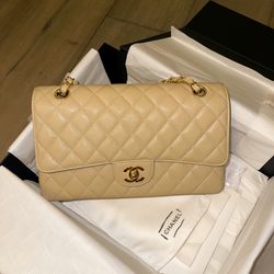 Chanel medium Classic Double Flap Bag Beige caviar Skin 