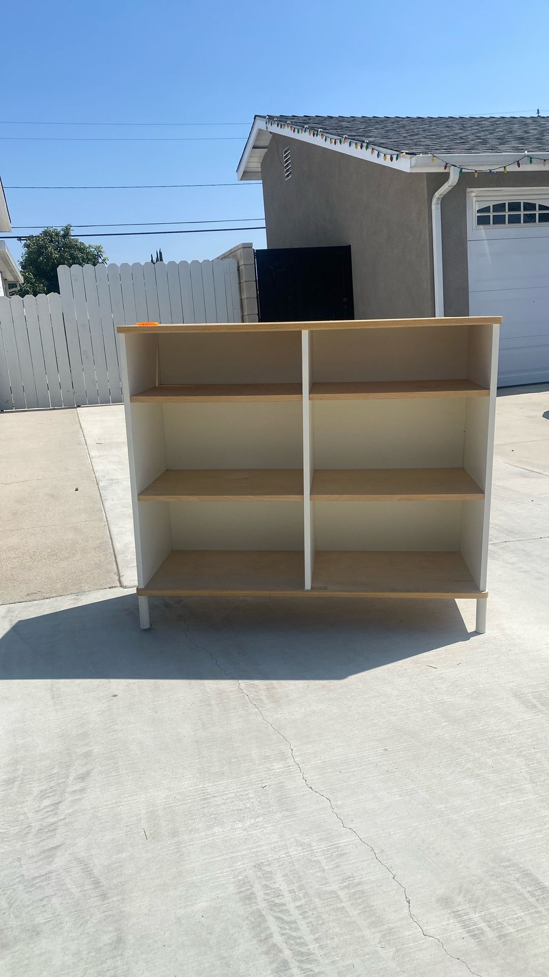 Bookshelf