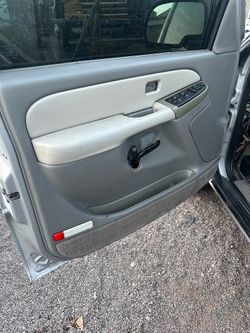 Silverado Yukon door panels Tahoe Suburban 01-06